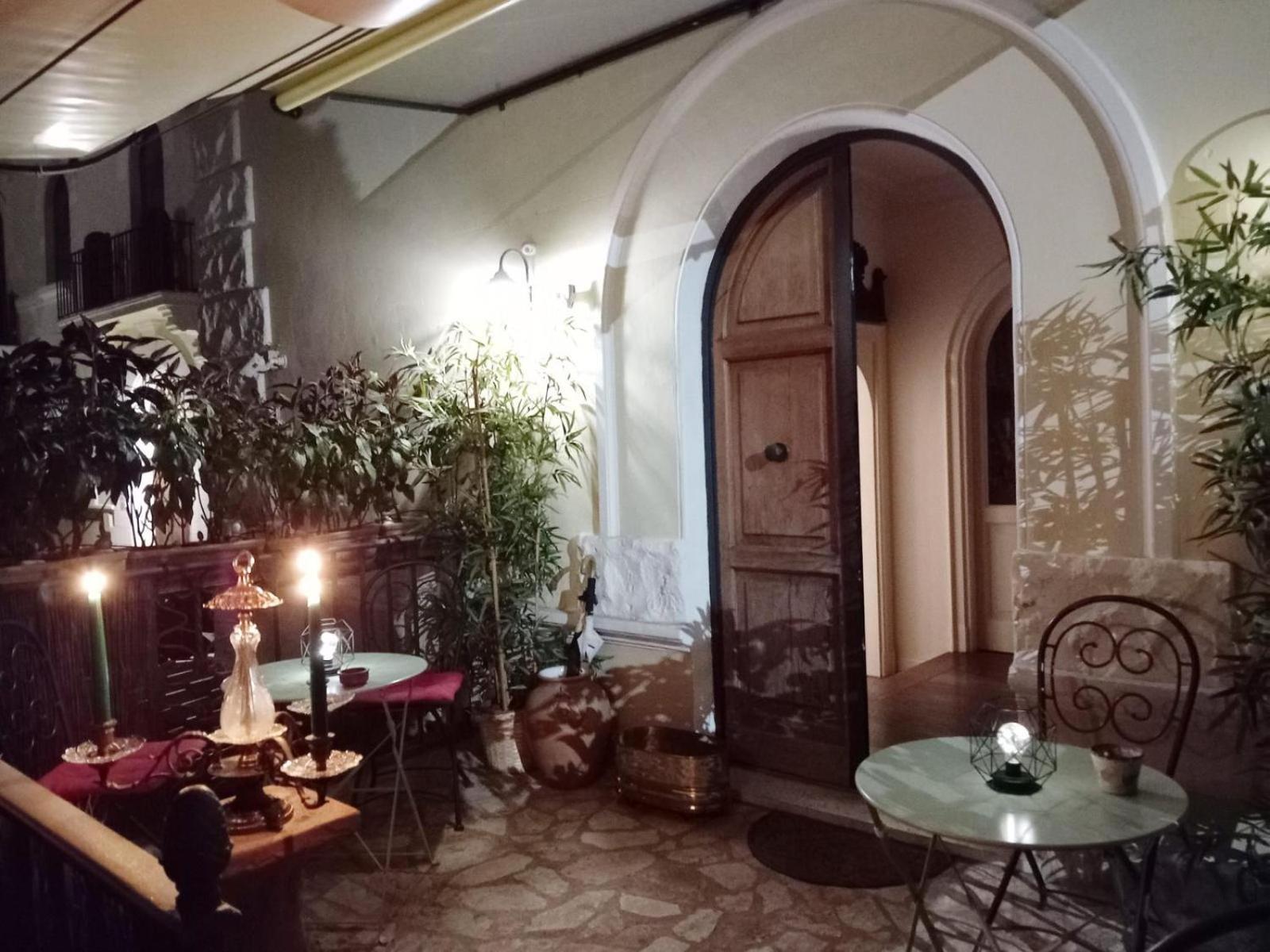 Secret Garden Villa Borghese โรม ภายนอก รูปภาพ